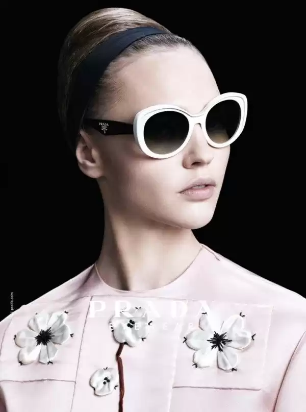 Prada rounded cat-eye style sunglasses Prada rounded cat-eye style sunglasses