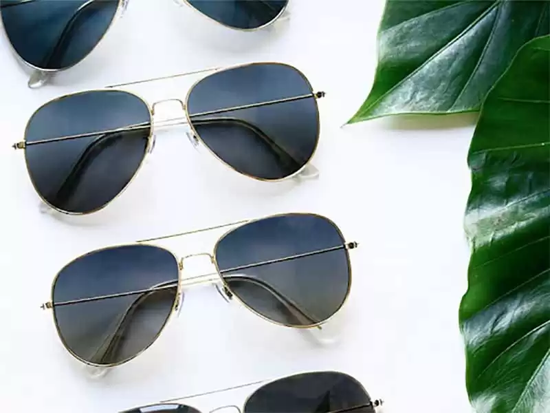 Bio Lenses hechos con un 43 % de productos renovables a base de plantas