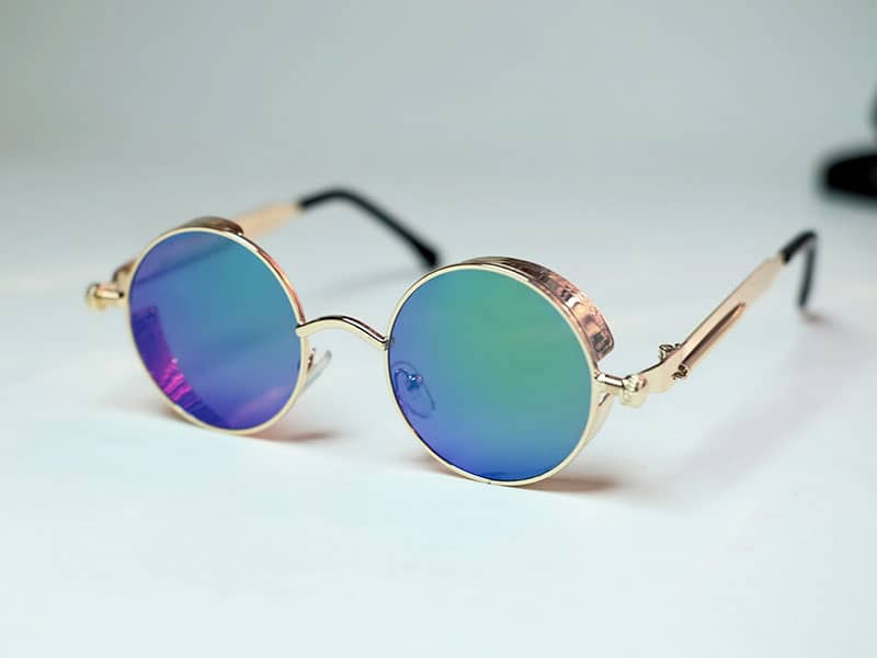 round sunglasses with tinted lenses