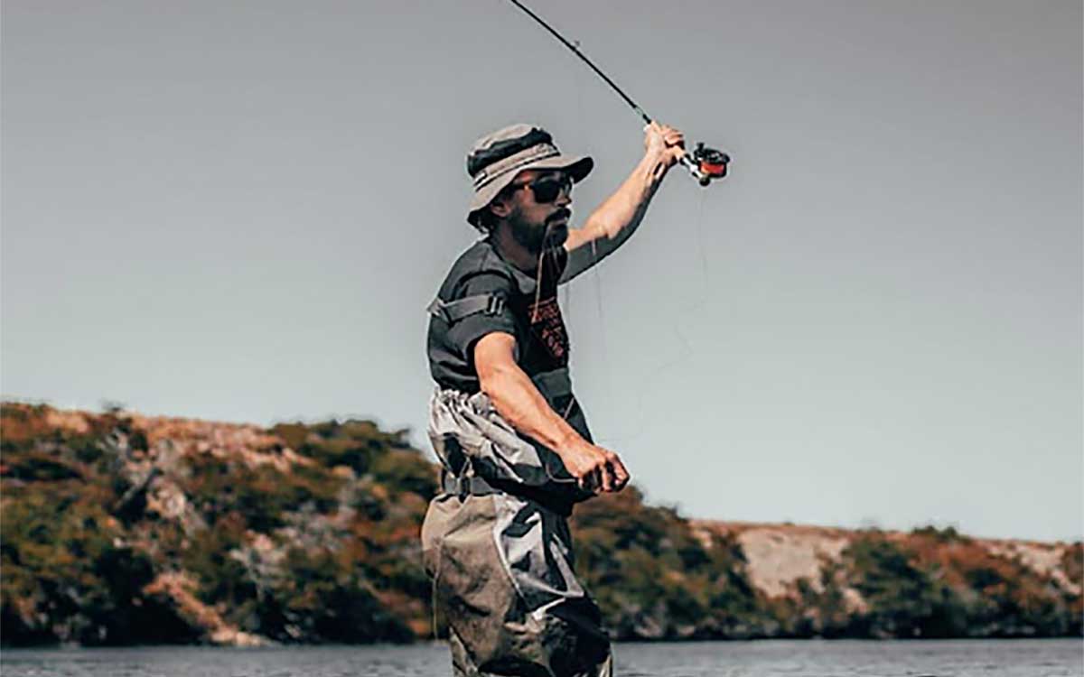 Looking to buy fishing sunglasses for your next trip?