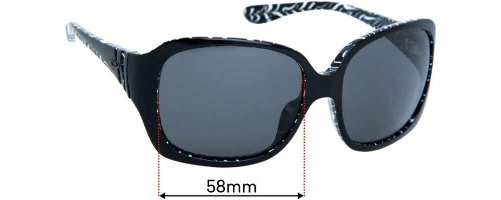 Buy Oakley Women s Daisy Chain Aviator Sunglasses Polished Chrome  Frame/Grey Lens at Amazon.in