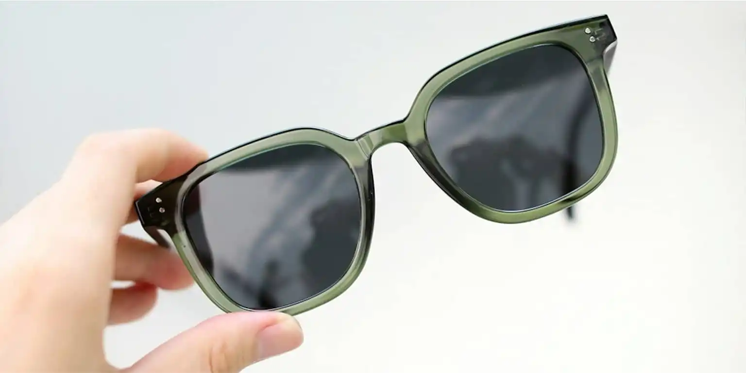 Green square wayfarer frames with black lenses for every day use